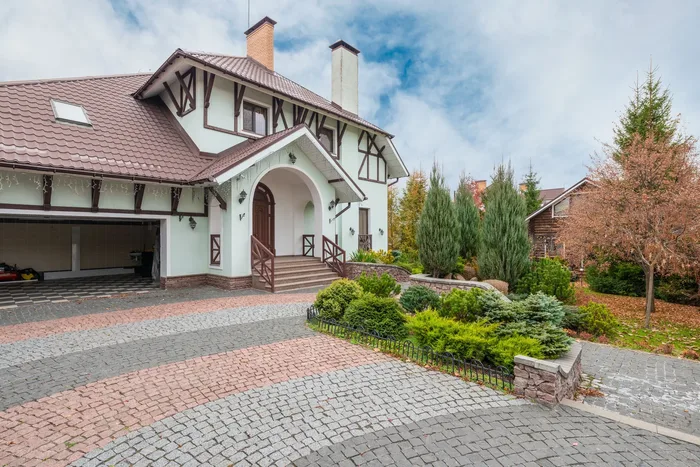 Brick Driveway Installation